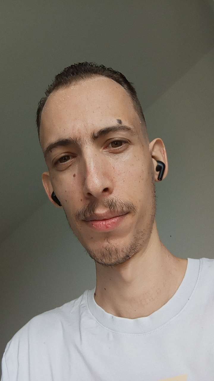 Perfil de Zine-eddine