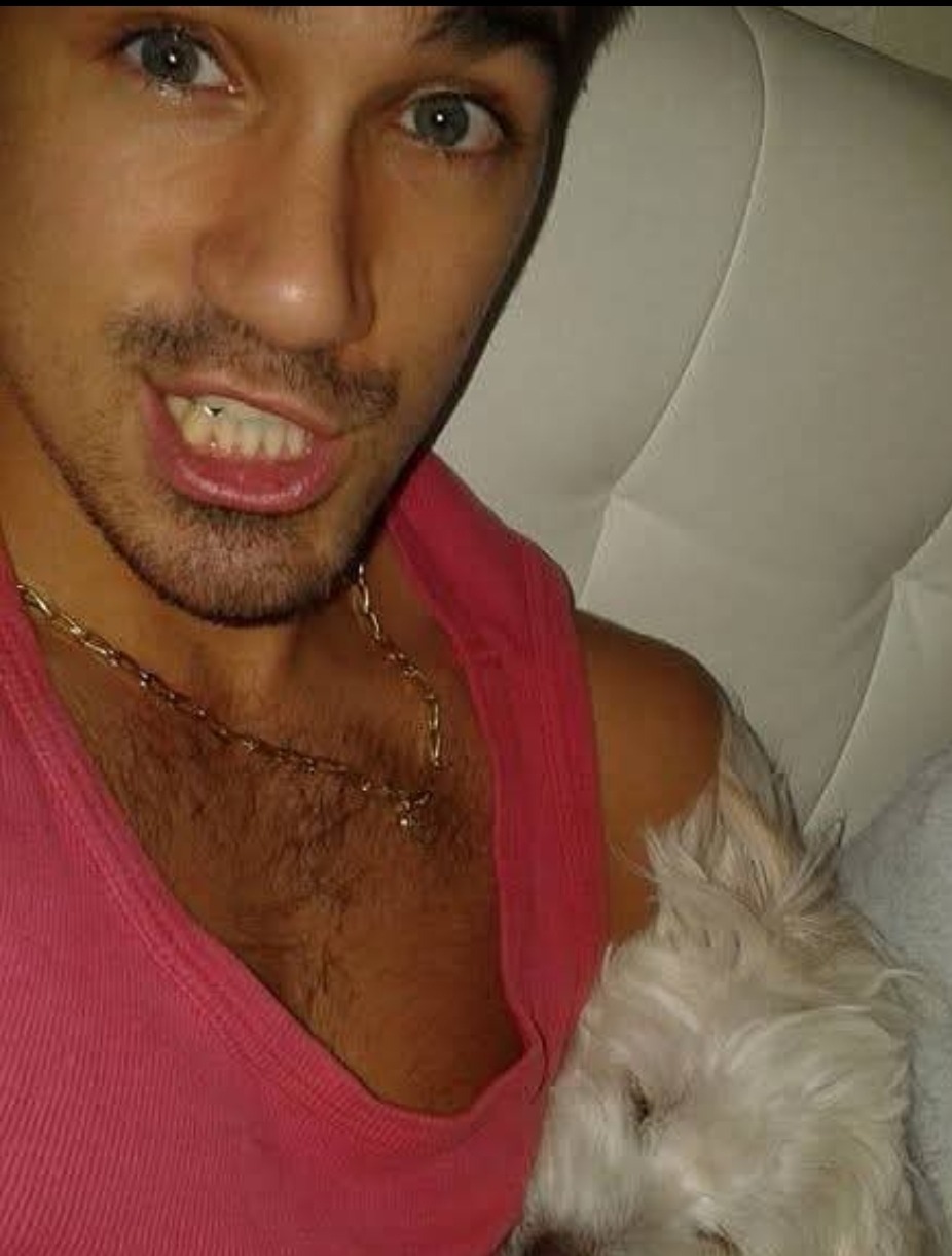 Perfil de Heny